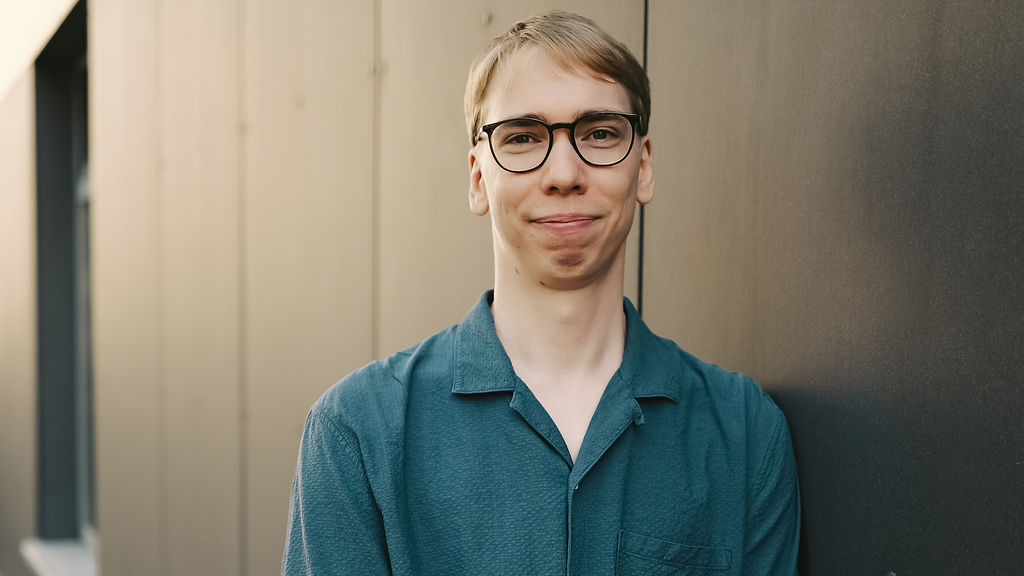 SEO asiantuntija Petja Kaivo-oja henkilökuvassa